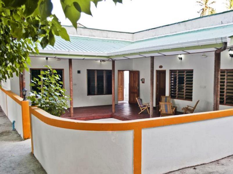 Fulidhoo La Perla Guest House Exterior photo