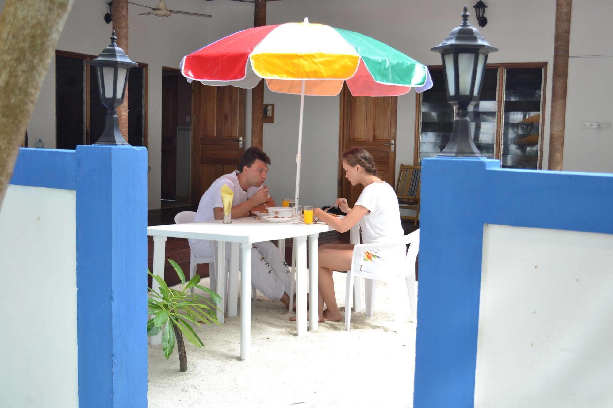 Fulidhoo La Perla Guest House Exterior photo